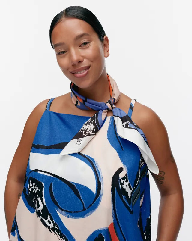 Marimekko Lieriö Eldfamn scarf