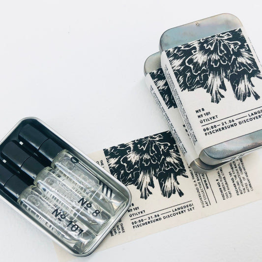 The set is housed in a hand-treated tin box made by Fischersund family's father Birgir and features fragrances - No. 8, No. 101 and Útilykt. A perfect way to discover your new fragrance favorite.