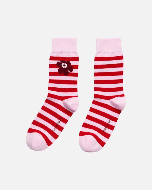 v=Marimekko Kasvaa Tasaraita Unikko Socks